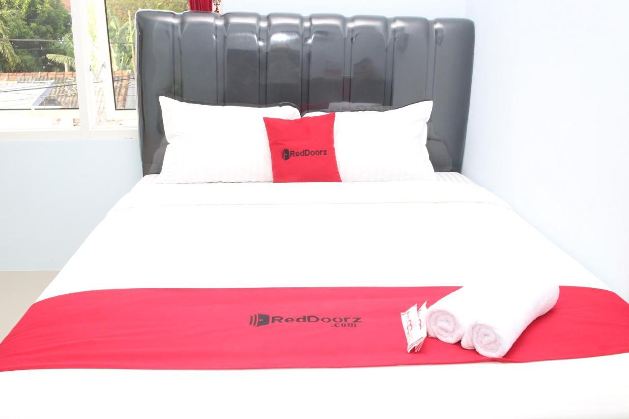 Reddoorz Syariah Near Suncity Mall Madiun Eksteriør bilde