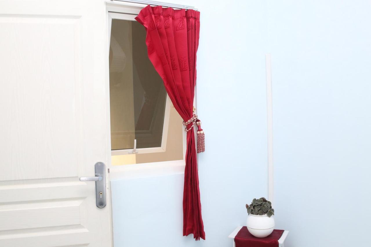 Reddoorz Syariah Near Suncity Mall Madiun Eksteriør bilde
