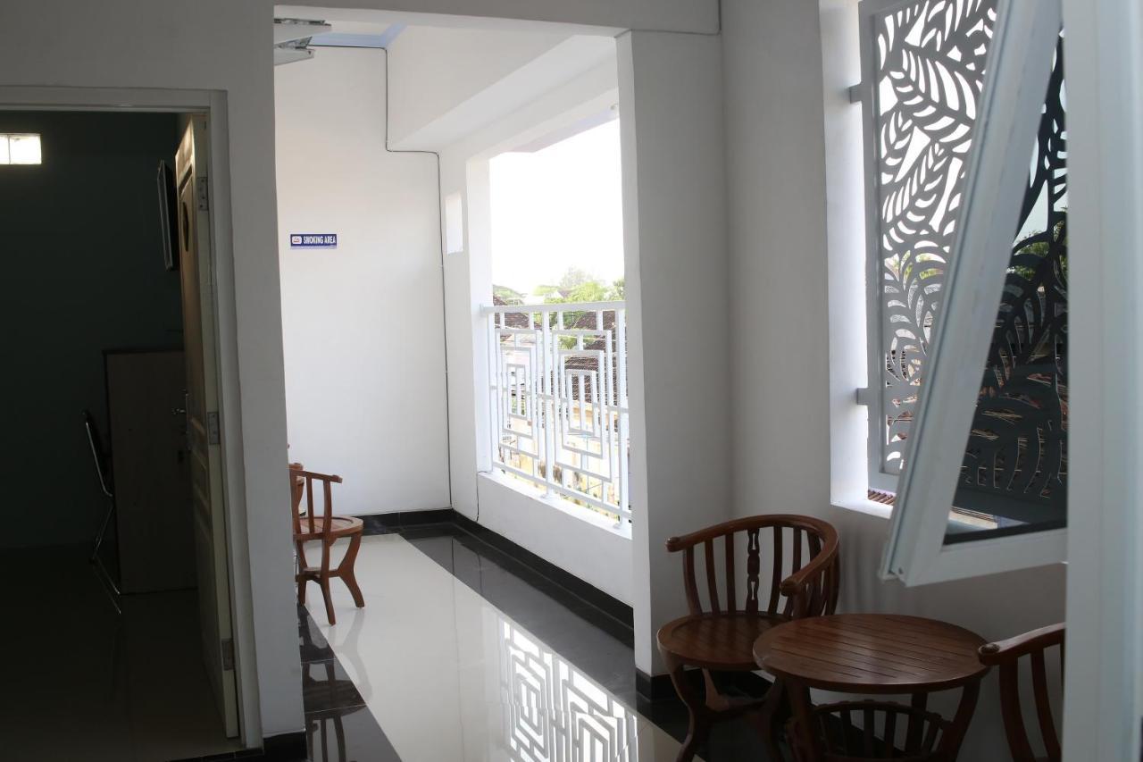 Reddoorz Syariah Near Suncity Mall Madiun Eksteriør bilde