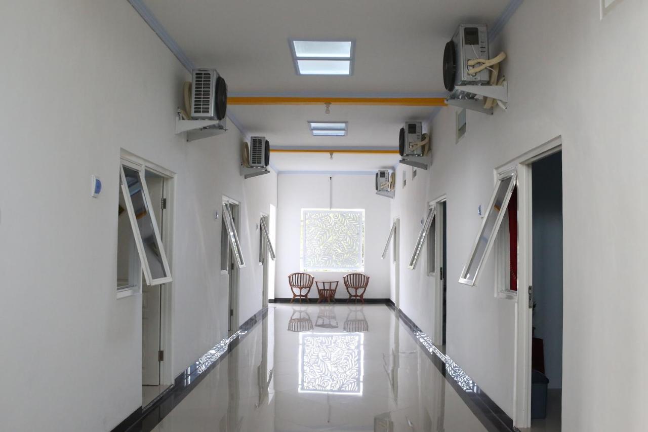 Reddoorz Syariah Near Suncity Mall Madiun Eksteriør bilde